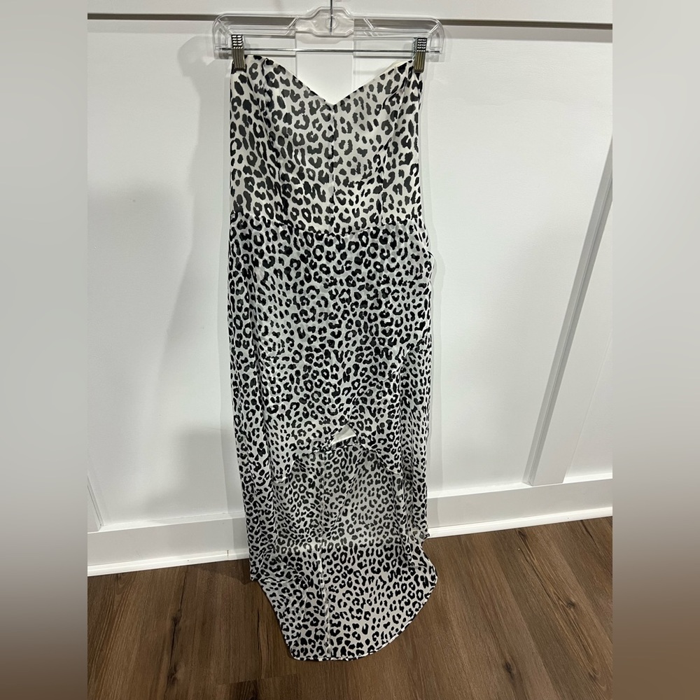 BRAND NEW Express Romper/Dress- Black & White Leopard